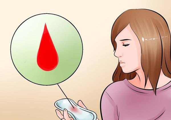 Chảy máu âm đạo bất thường là một trong những dấu hiệu nguy hiểm